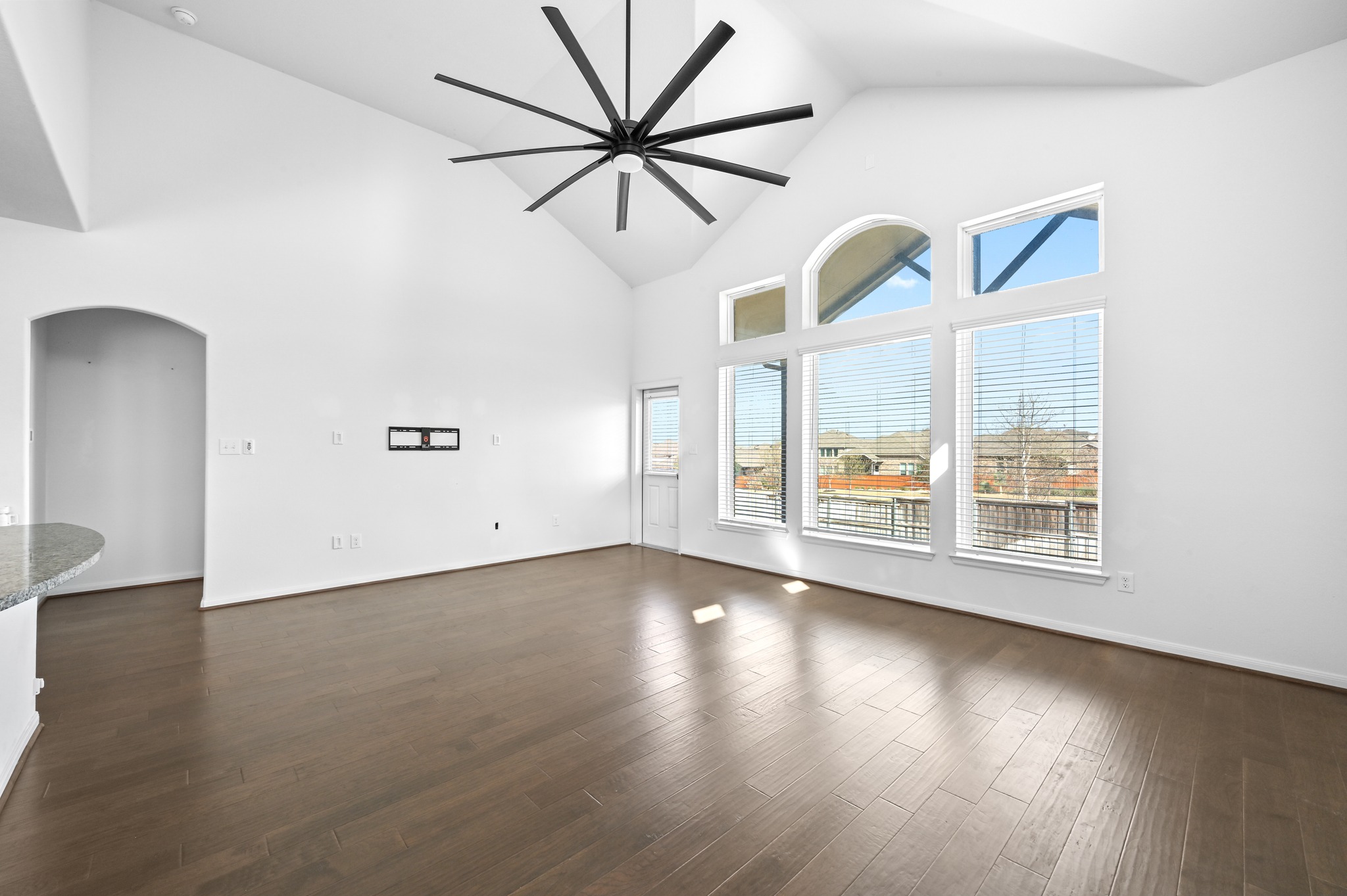 1022 Cherrystone Loop Buda, TX 78610 - Photo 12 of 31