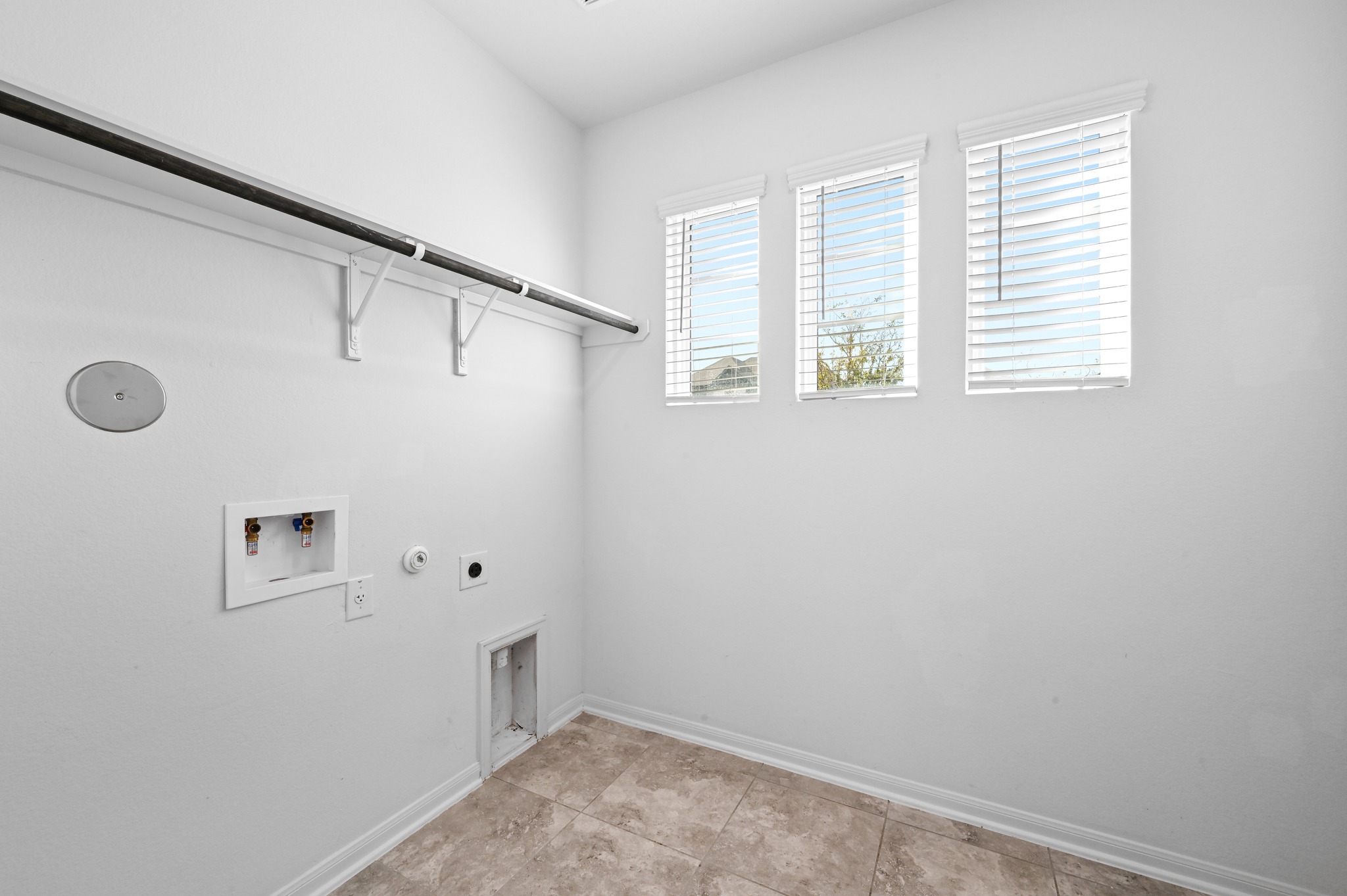 1022 Cherrystone Loop Buda, TX 78610 - Photo 20 of 31