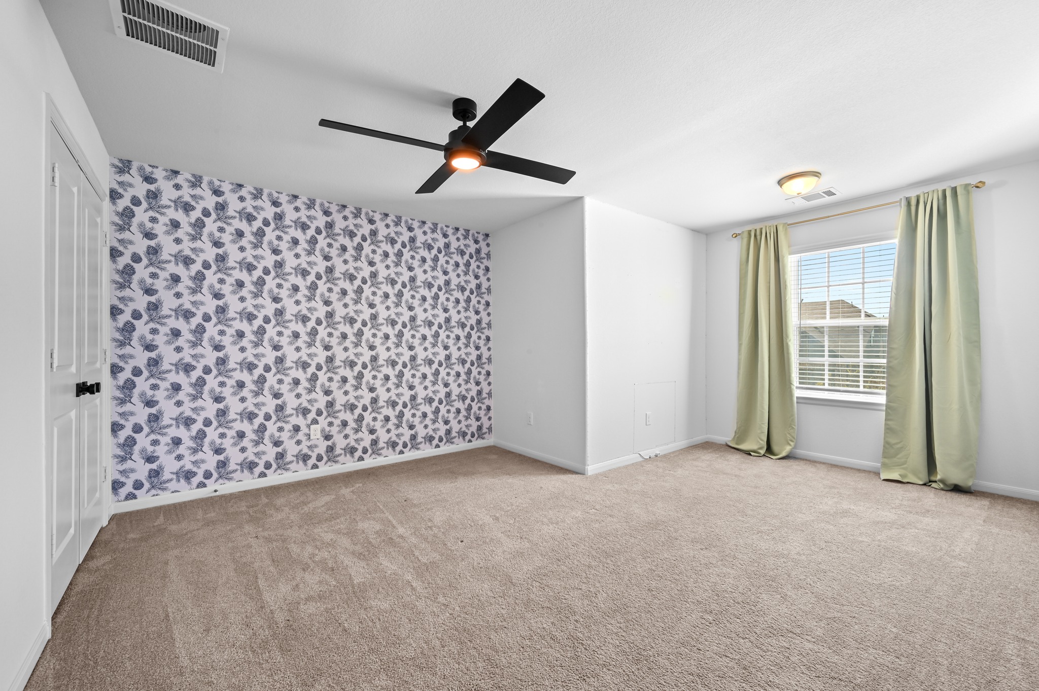 1022 Cherrystone Loop Buda, TX 78610 - Photo 25 of 31