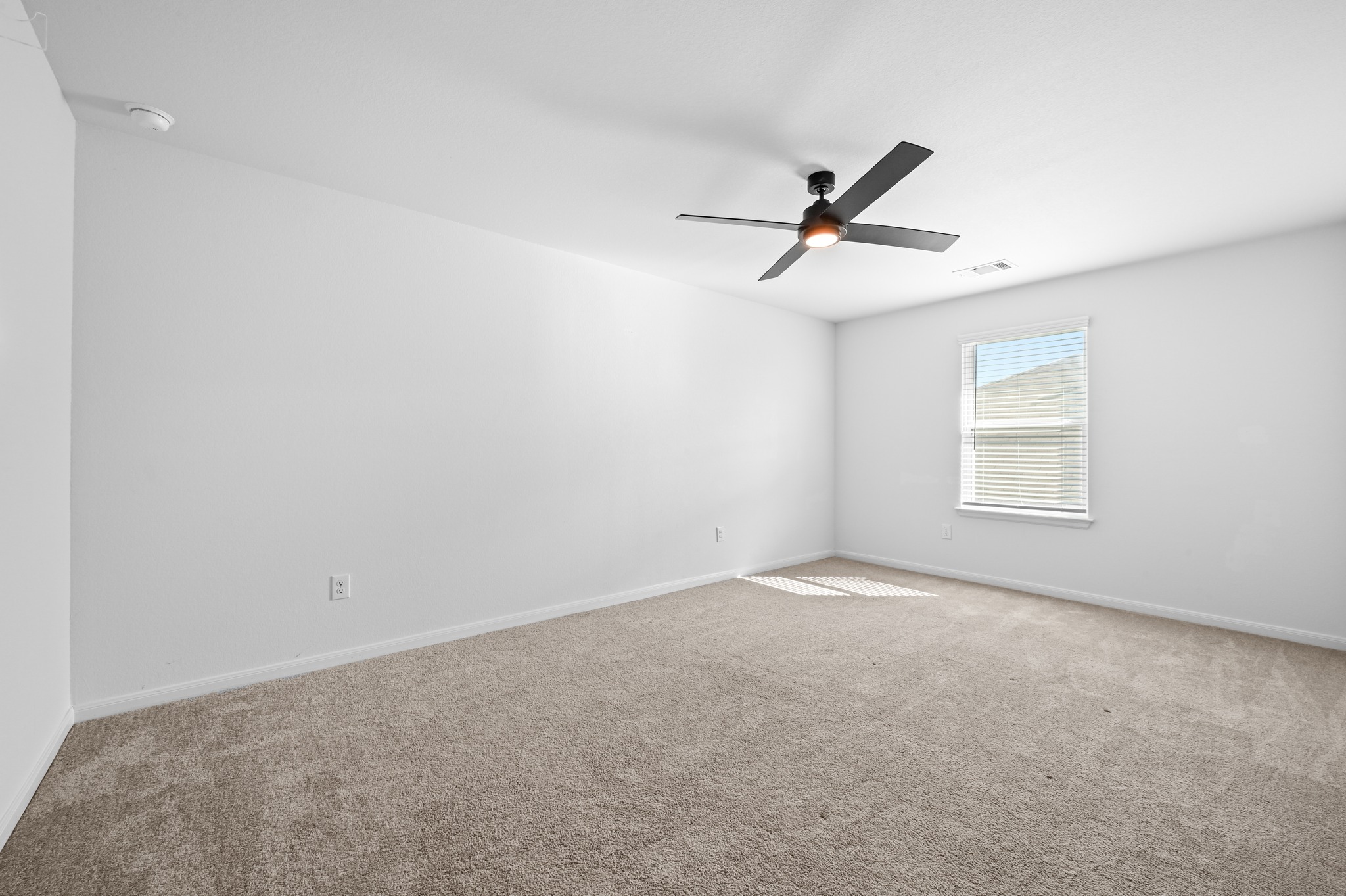 1022 Cherrystone Loop Buda, TX 78610 - Photo 26 of 31