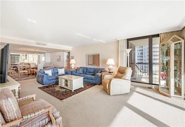 $15,000 | 4551 Gulf Shore Boulevard North, Unit 804, Naples, FL 34103