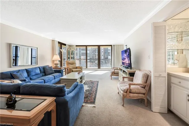 $15,000 | 4551 Gulf Shore Boulevard North, Unit 804, Naples, FL 34103