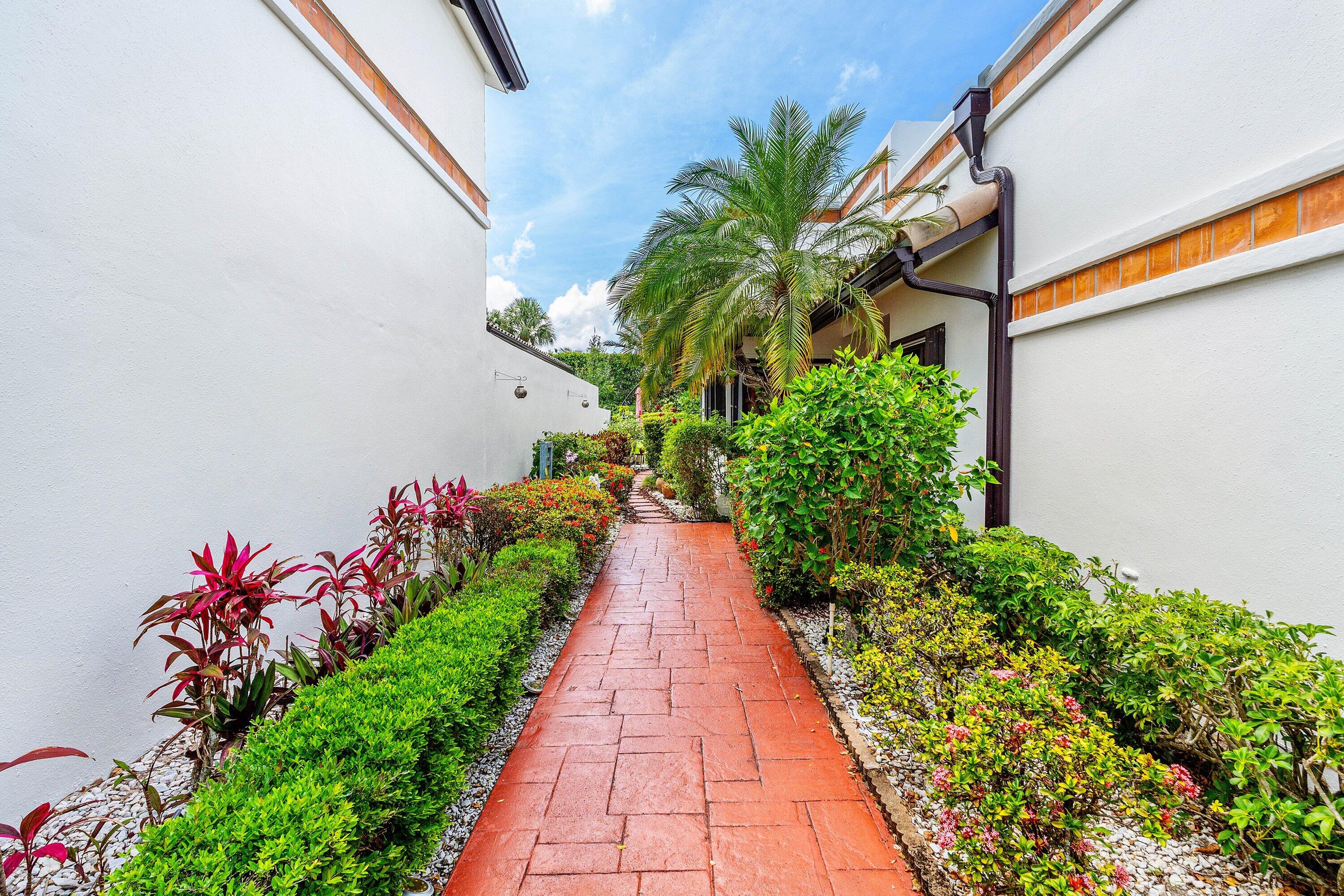 6514 Via Rosa Boca Raton, FL 33433 - Photo 4 of 27