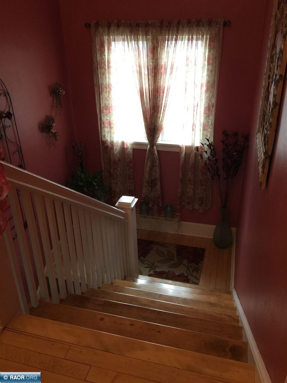 2109 2nd Avenue East Hibbing, MN 55746 - Photo 10 of 27