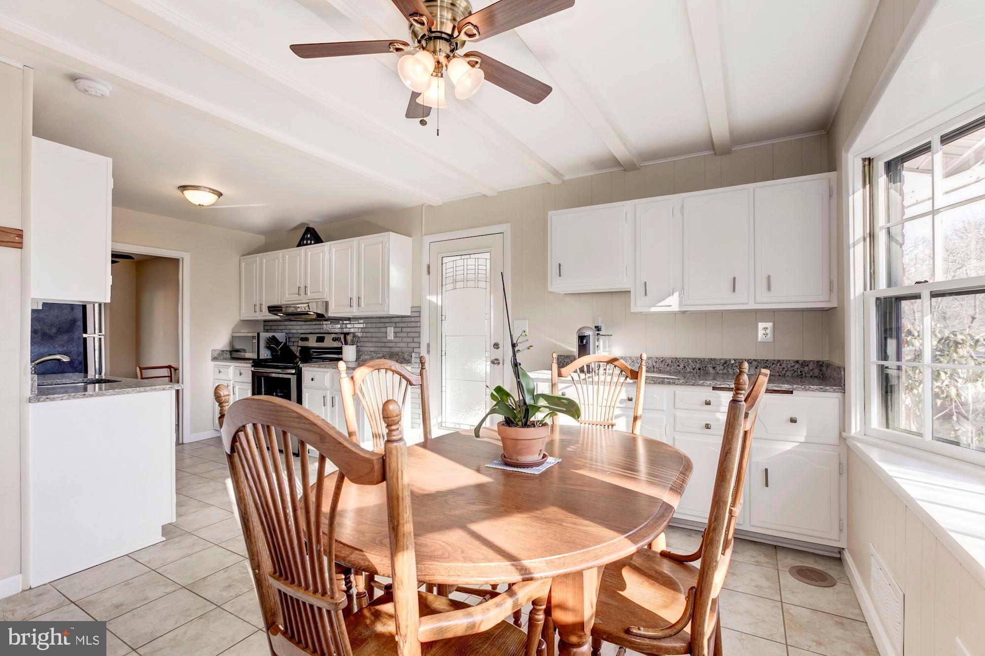 717 Carter Road Rockville, MD 20852 - Photo 11 of 26 Kitchen