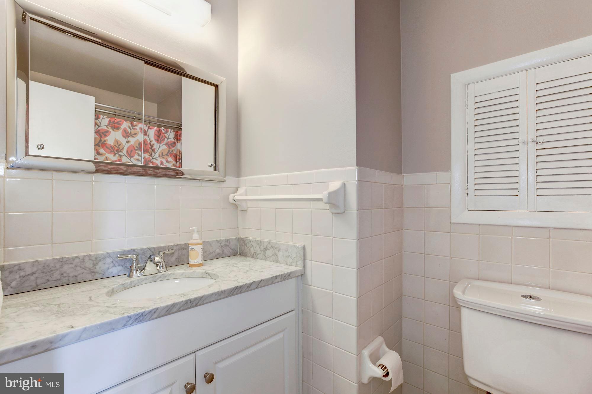 717 Carter Road Rockville, MD 20852 - Photo 16 of 26 Bath