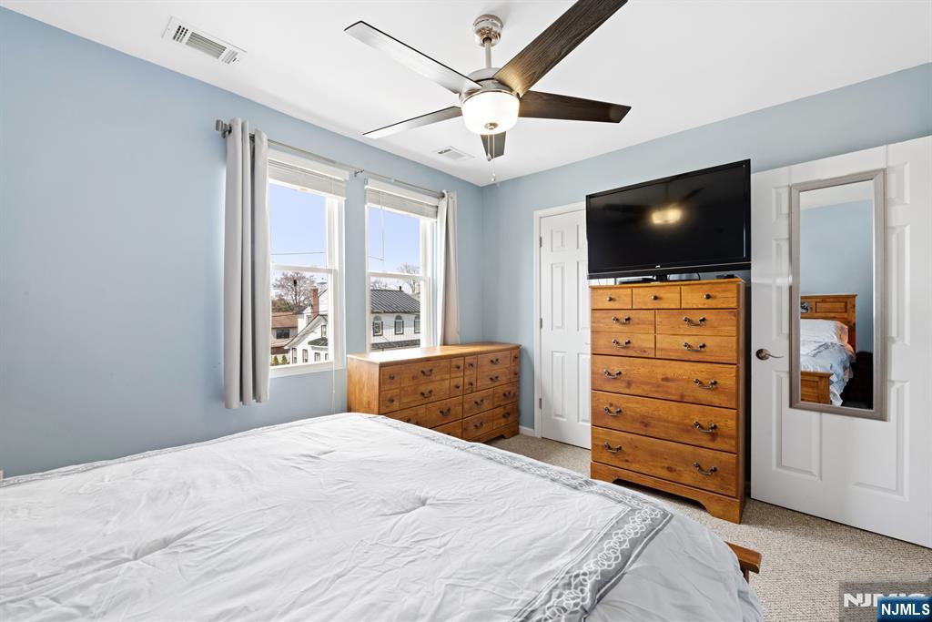 520 Prospect Place Lyndhurst, NJ 07071 - Photo 23 of 34