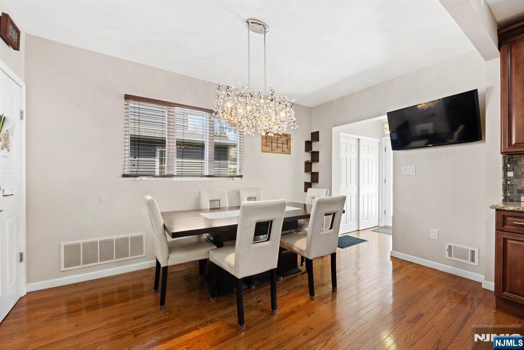 520 Prospect Place Lyndhurst, NJ 07071 - Photo 8 of 34