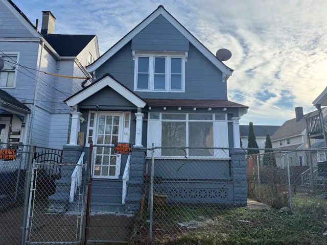 $279,900 | 82 1st Street, New Haven, CT 06519