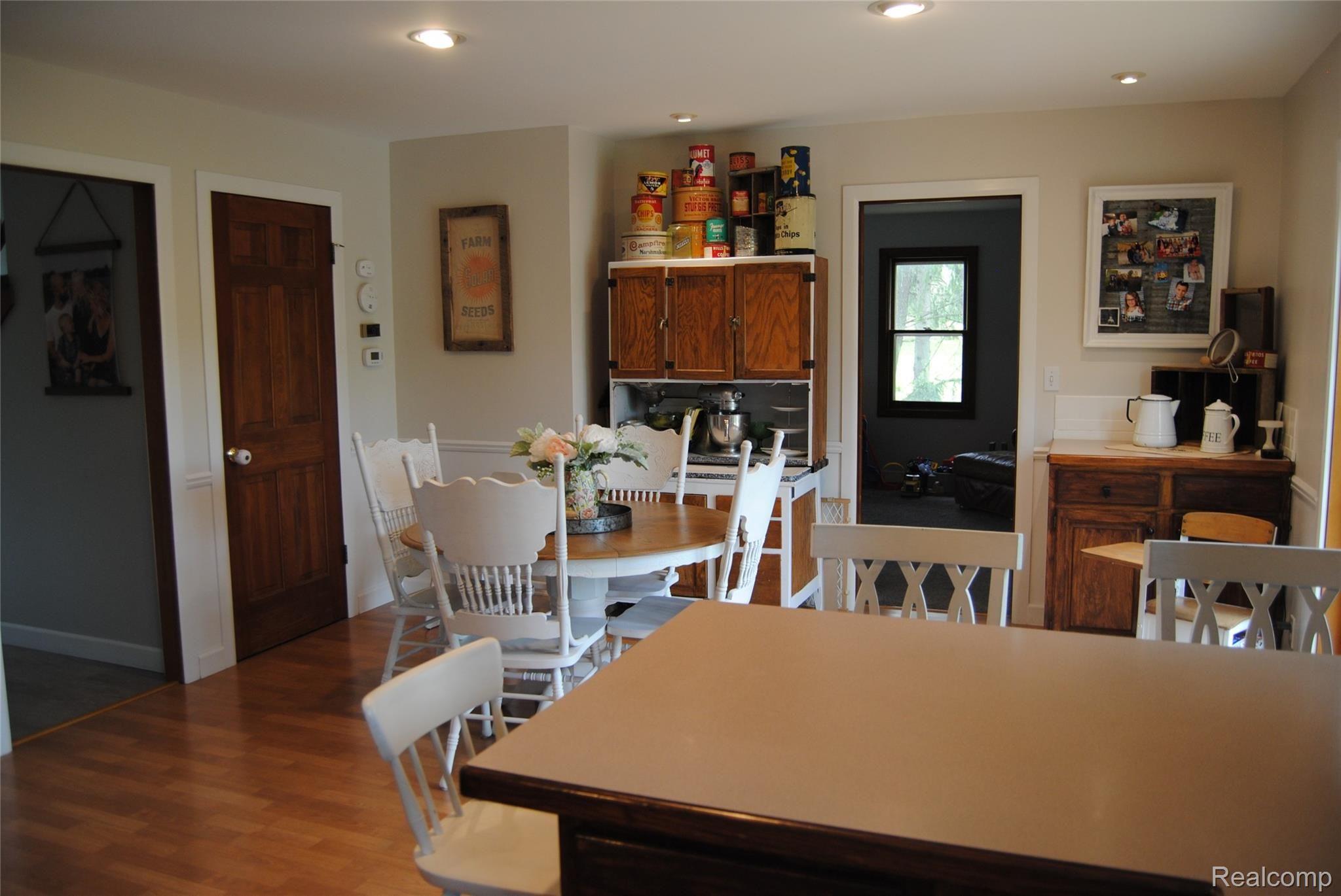 1290 Clark Road Lapeer, MI 48446 - Photo 18 of 48 DSC_0988.JPG