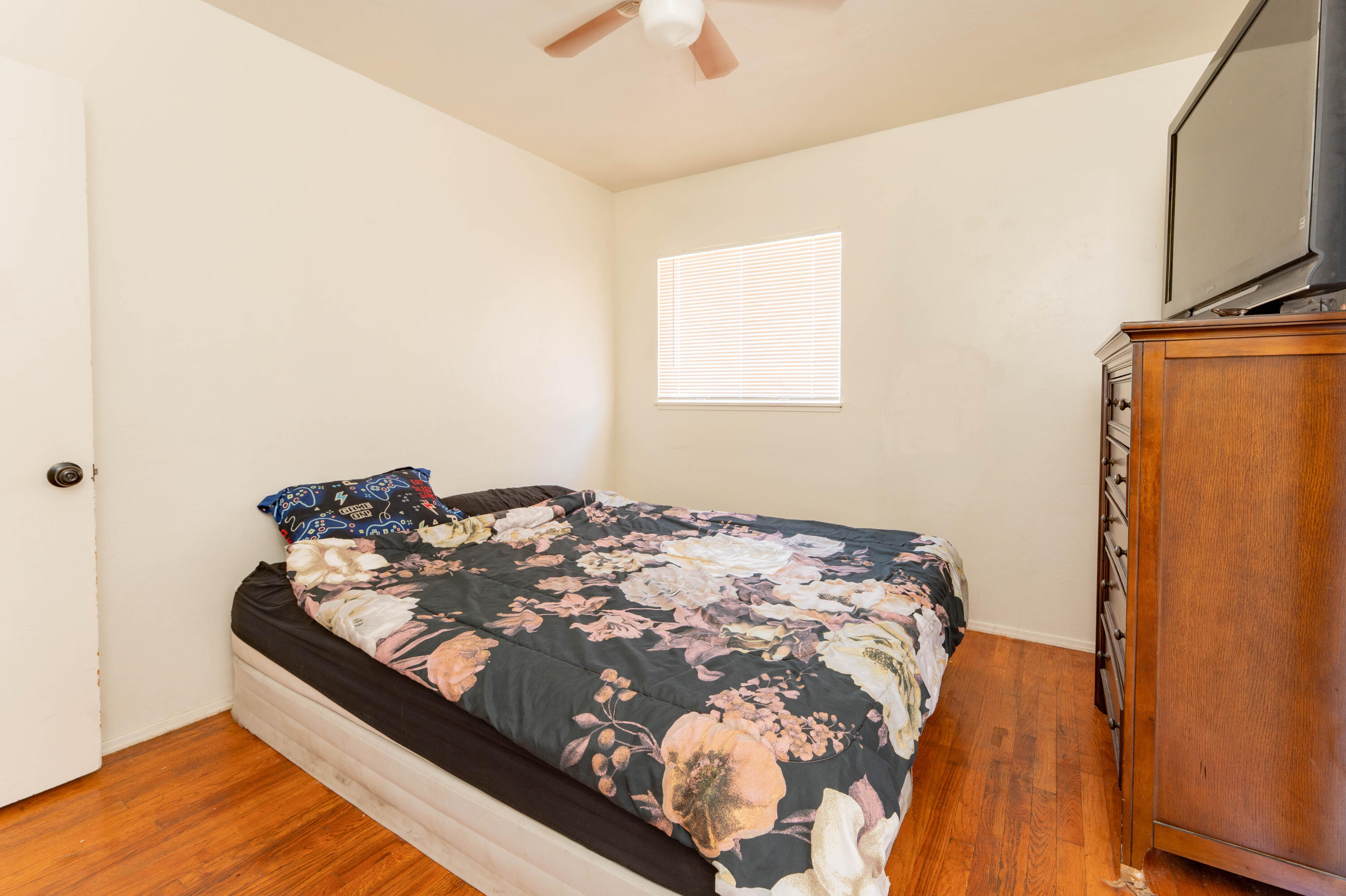 2209 Fairfax Road Bakersfield, CA 93306 - Photo 22 of 37 22