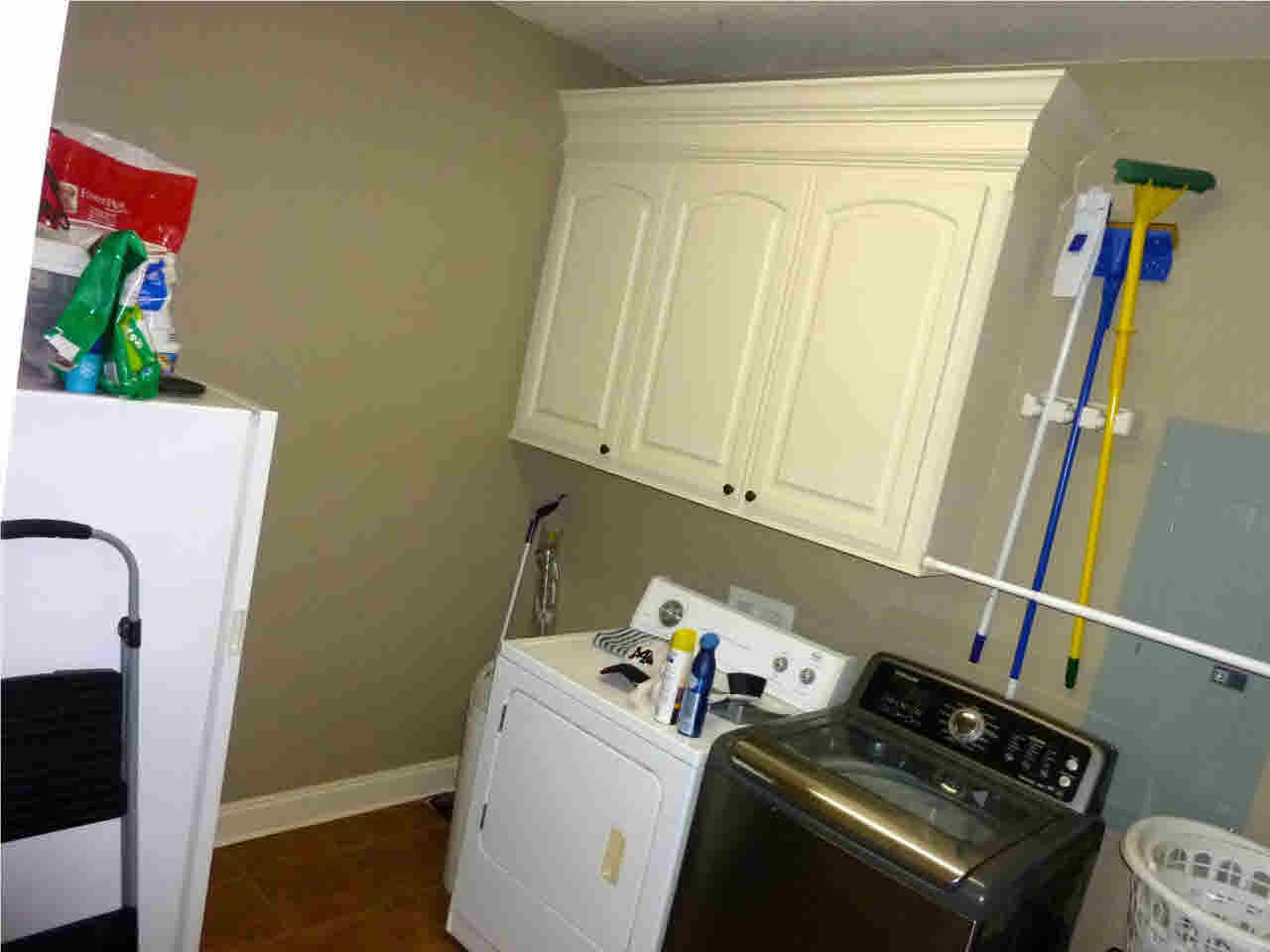 124 Addison Way Canton, MS 39046 - Photo 12 of 34 Laundry Room