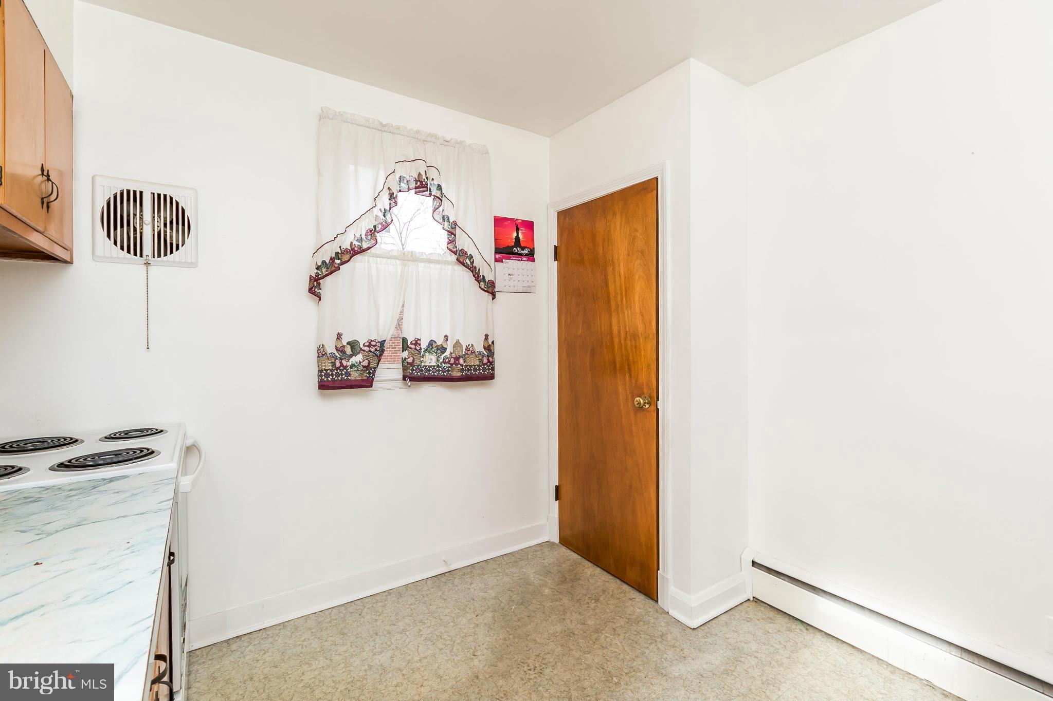 1735 Hilyard Road Baltimore, MD 21234 - Photo 9 of 25 Kitchen
