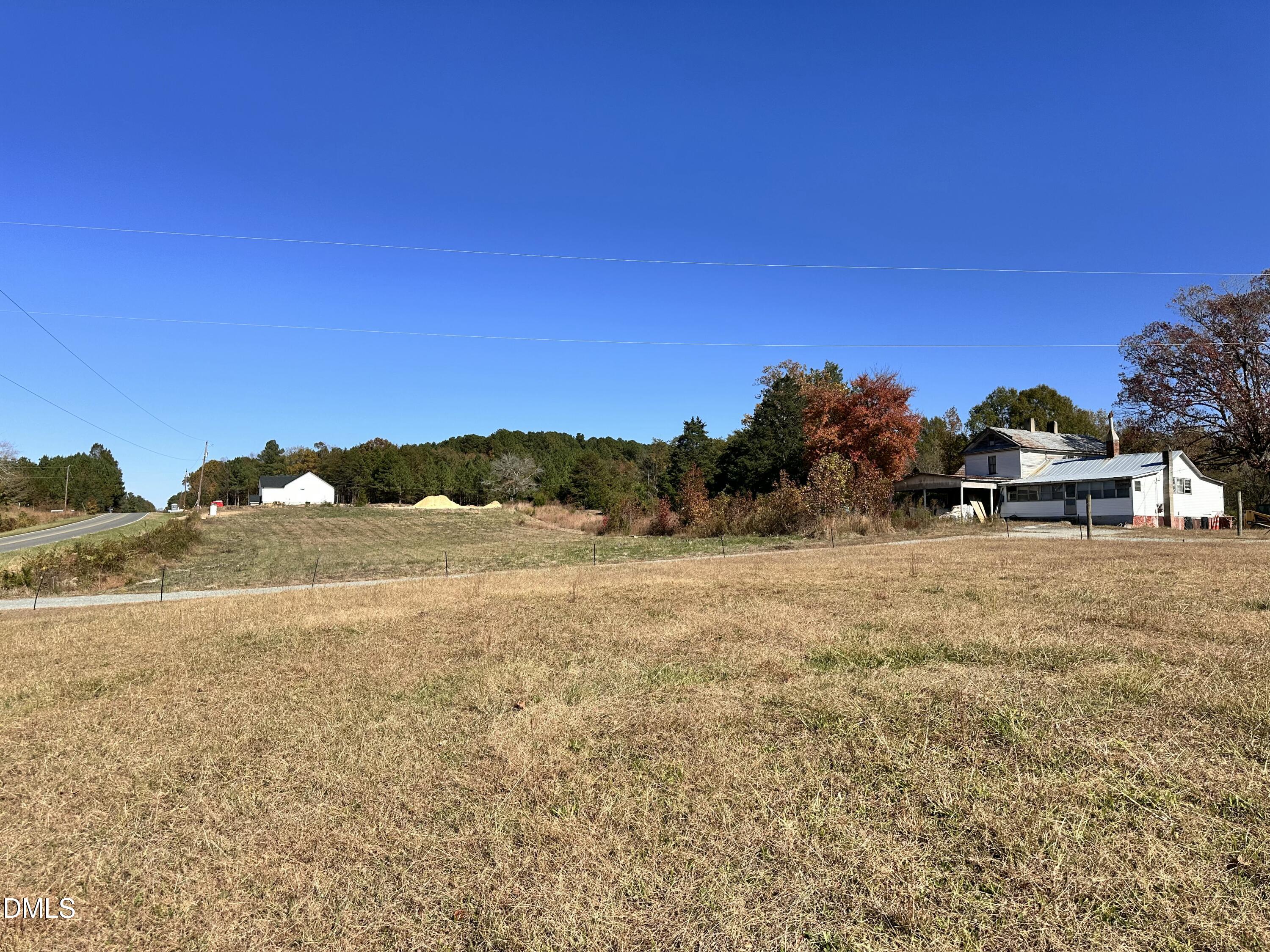 3263 Fleming Graham Road Burlington, NC 27217 - Photo 5 of 15 a view of an outdoor space and a yard