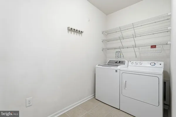 $499,999 | 24637 Woolly Mammoth Terrace, Unit 205, Aldie, VA 20105