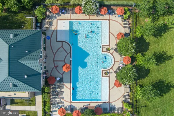 $499,999 | 24637 Woolly Mammoth Terrace, Unit 205, Aldie, VA 20105