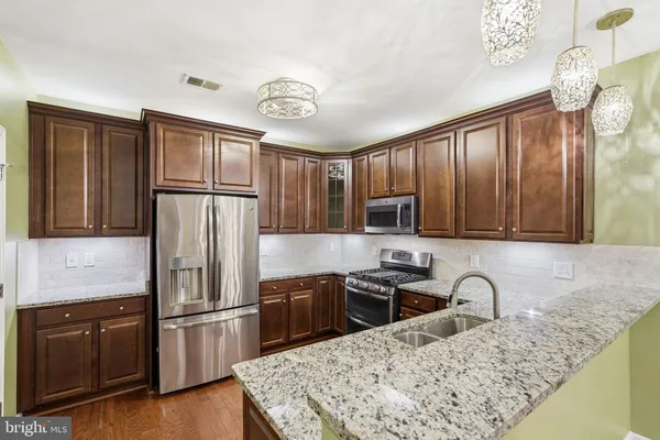 $499,999 | 24637 Woolly Mammoth Terrace, Unit 205, Aldie, VA 20105