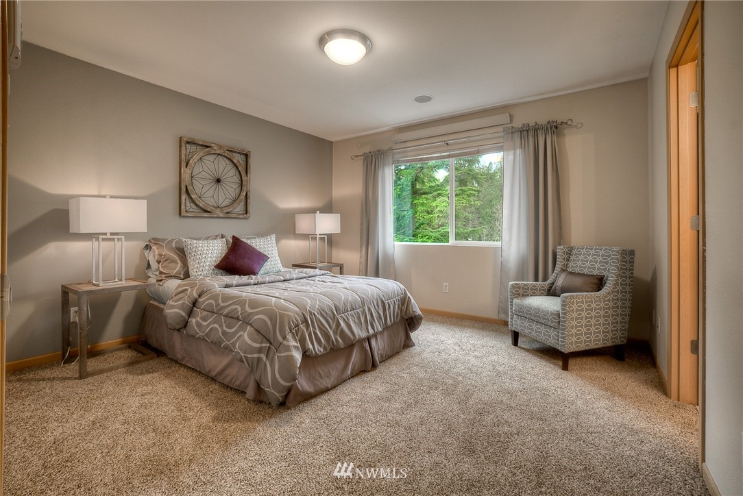 4249 Roxanna Loop Southeast Lacey, WA 98503 - Photo 12 of 18 Gallery Image 12
