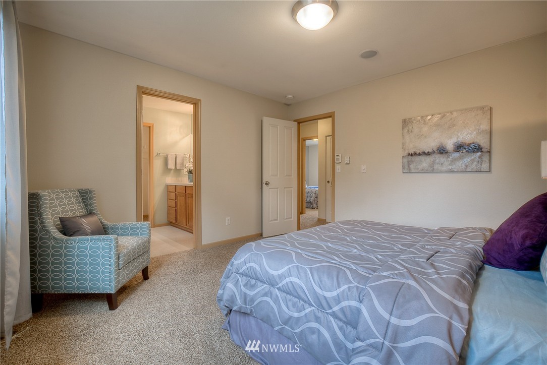 4249 Roxanna Loop Southeast Lacey, WA 98503 - Photo 13 of 18 Gallery Image 13