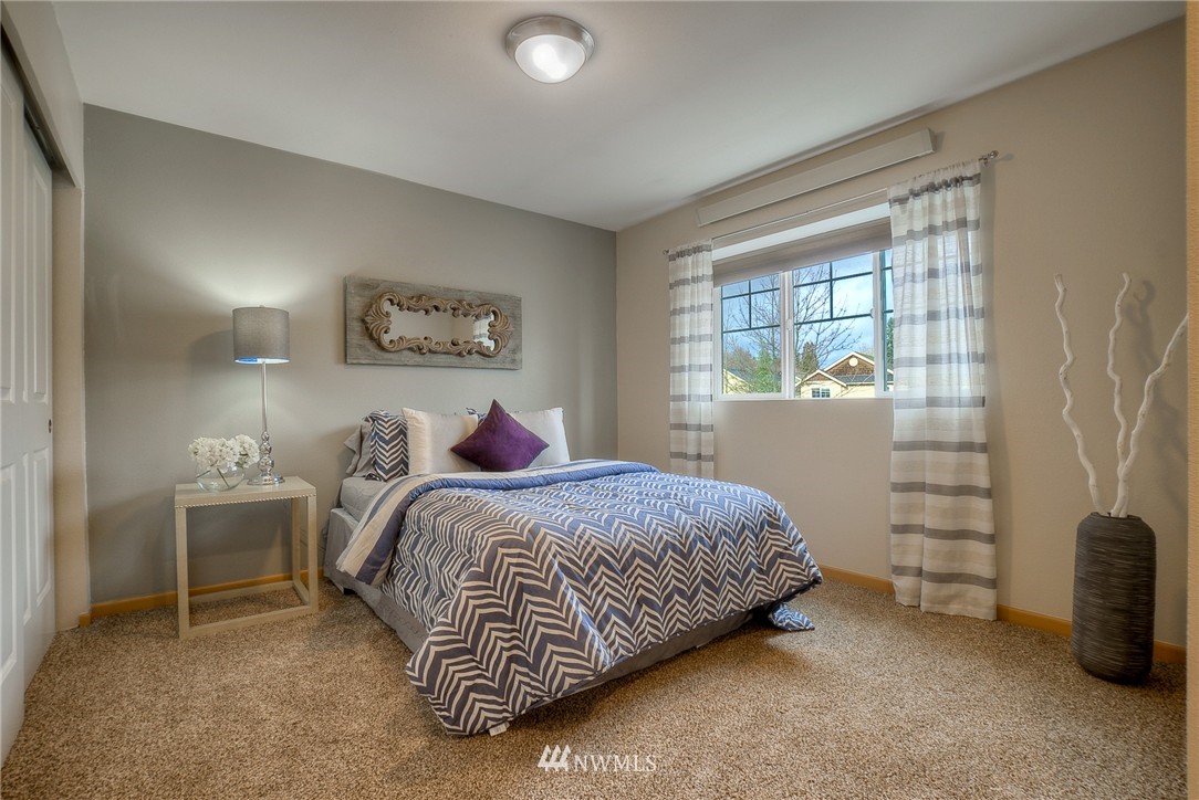 4249 Roxanna Loop Southeast Lacey, WA 98503 - Photo 9 of 18 Gallery Image 9