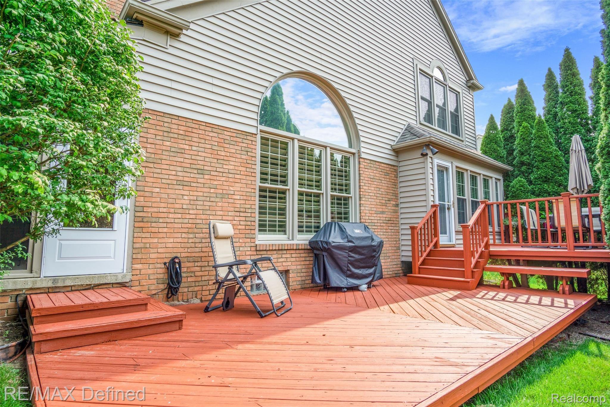 1703 Devonwood Drive Rochester, MI 48306 - Photo 39 of 43 1703-Devonwood-Dr-40.jpg