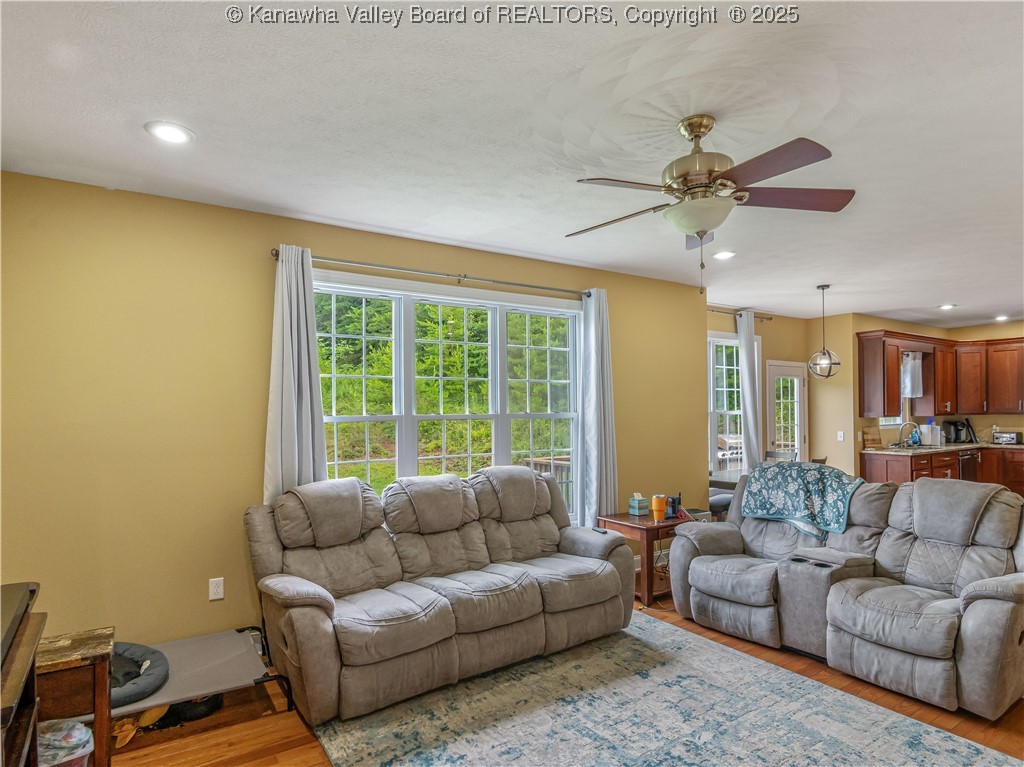 35 Hyde Park Road Winfield, WV 25213 - Photo 12 of 39 Gallery Image 12