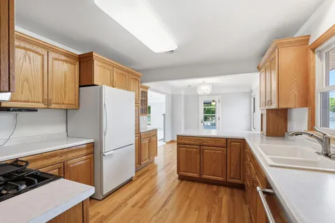 $645,000 | 5101 Oxford Avenue, Edina, MN 55436