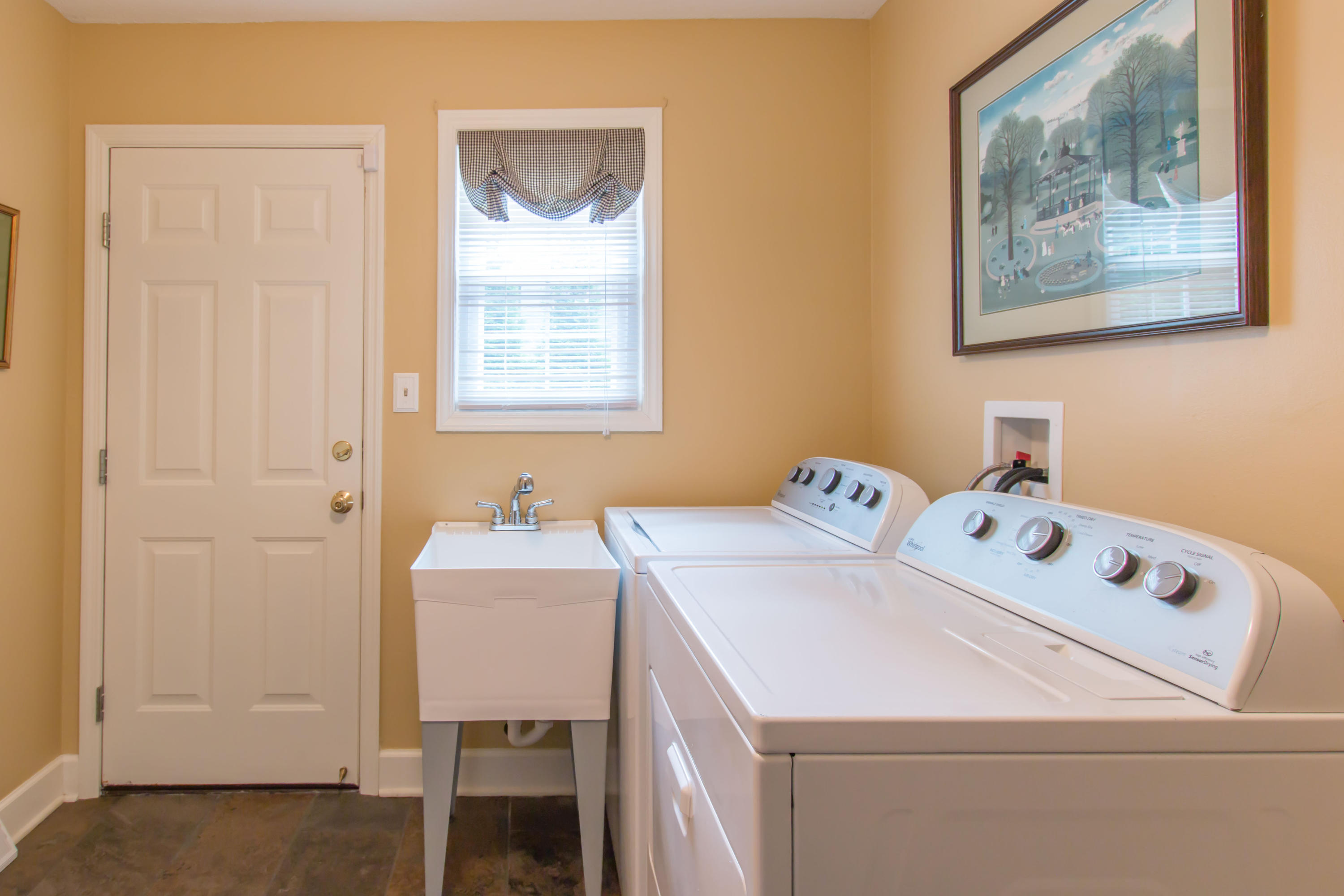 105 Gaffney Road Bristol, TN 37620 - Photo 35 of 36 Gaffney-45