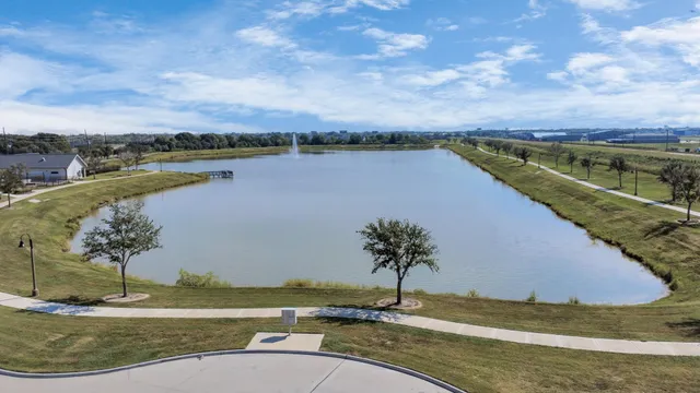 $2,400 | 1630 Cedar Pointe Court, Fresno, TX 77545