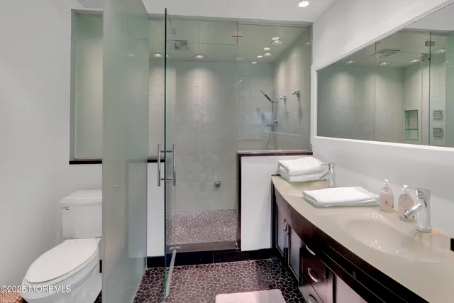 $8,000 | 18 Wyckham Road, Spring Lake Heights, NJ 07762