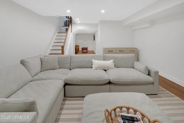 $8,000 | 18 Wyckham Road, Spring Lake Heights, NJ 07762