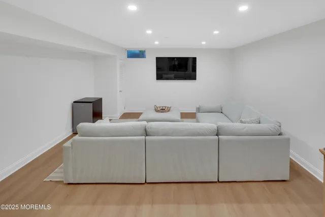 $8,000 | 18 Wyckham Road, Spring Lake Heights, NJ 07762