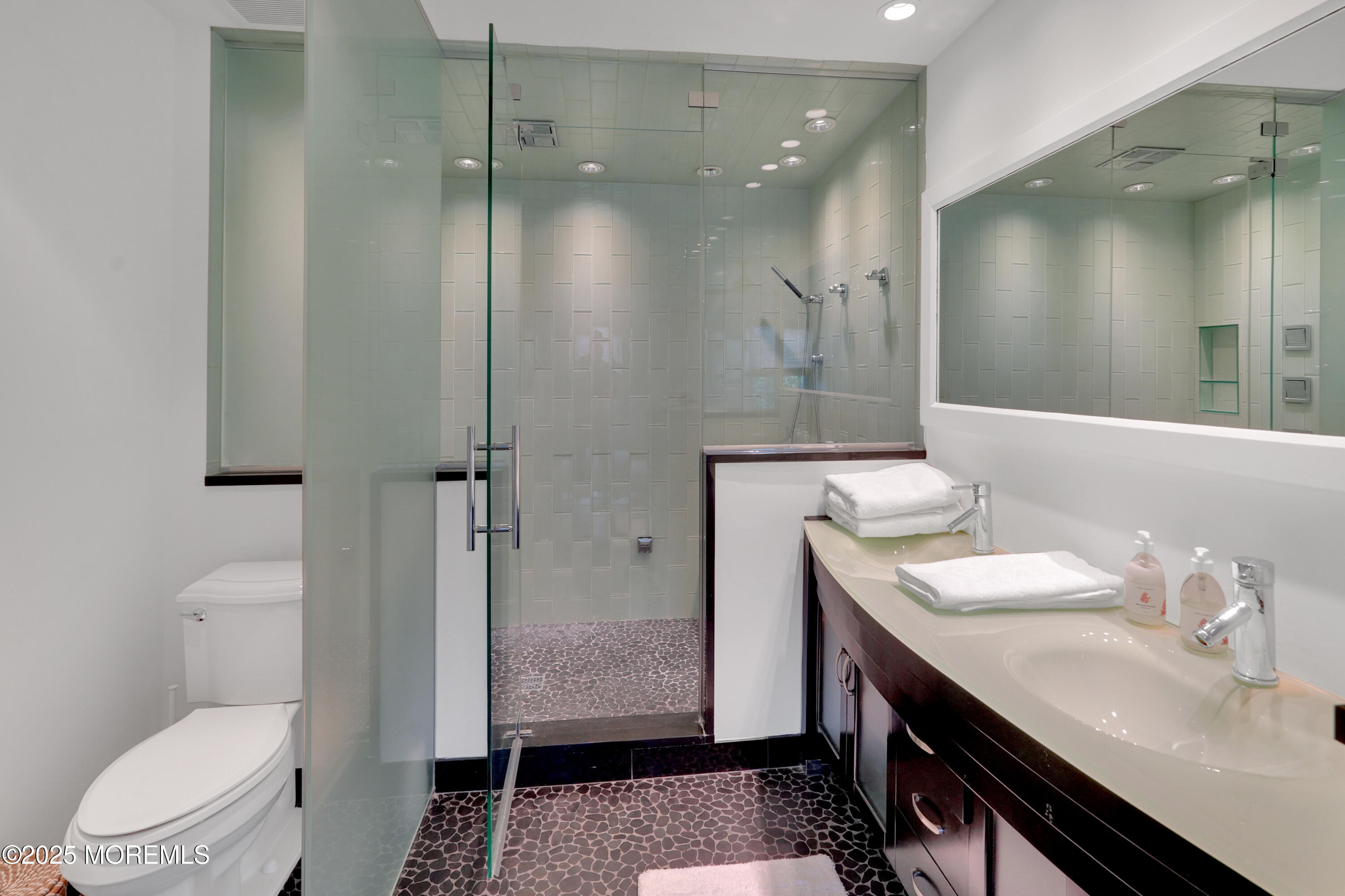 18 Wyckham Road Spring Lake Heights, NJ 07762 - Photo 29 of 39 DSC01009