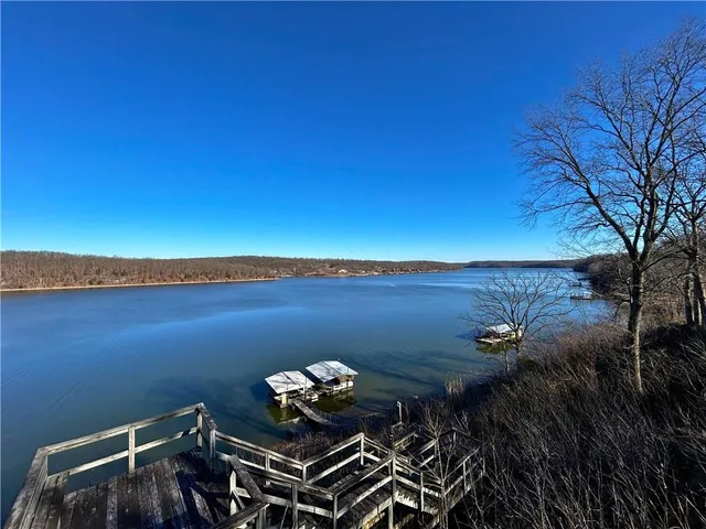 $289,000 | 30643 Rosey Lane, Edwards, MO 65326