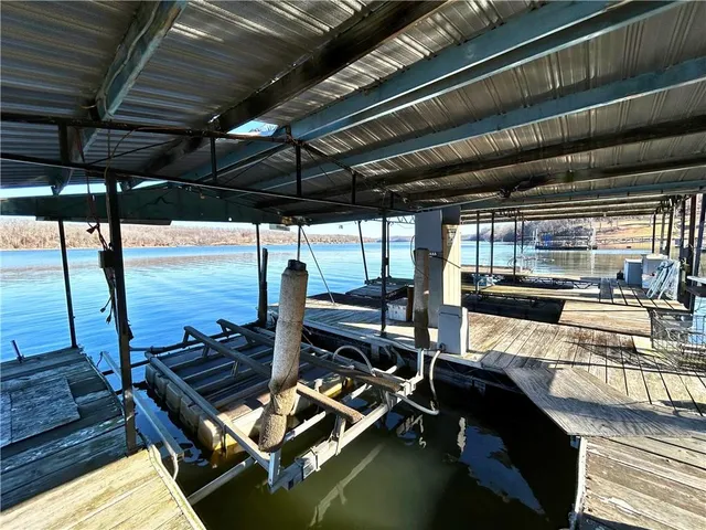 $289,000 | 30643 Rosey Lane, Edwards, MO 65326