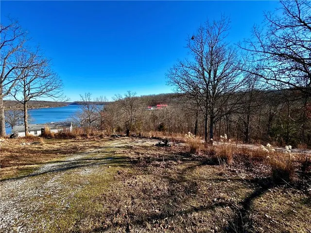 $289,000 | 30643 Rosey Lane, Edwards, MO 65326