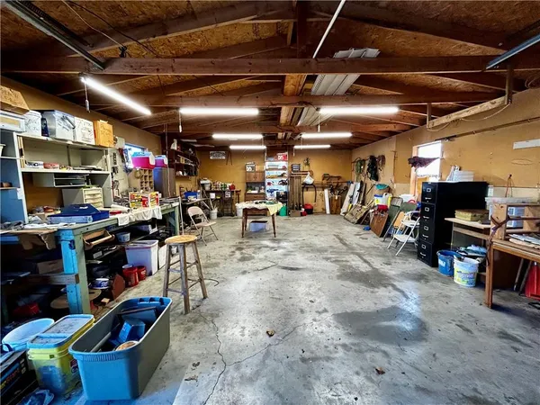 $279,000 | 30643 Rosey Lane, Edwards, MO 65326