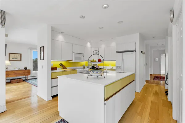 $2,173,000 | 11 Joyce Circle, East Dennis, MA 02641