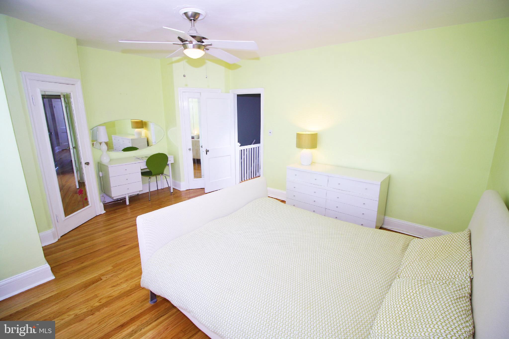 3604 Elkader Road Baltimore, MD 21218 - Photo 20 of 33 Two Master Closets