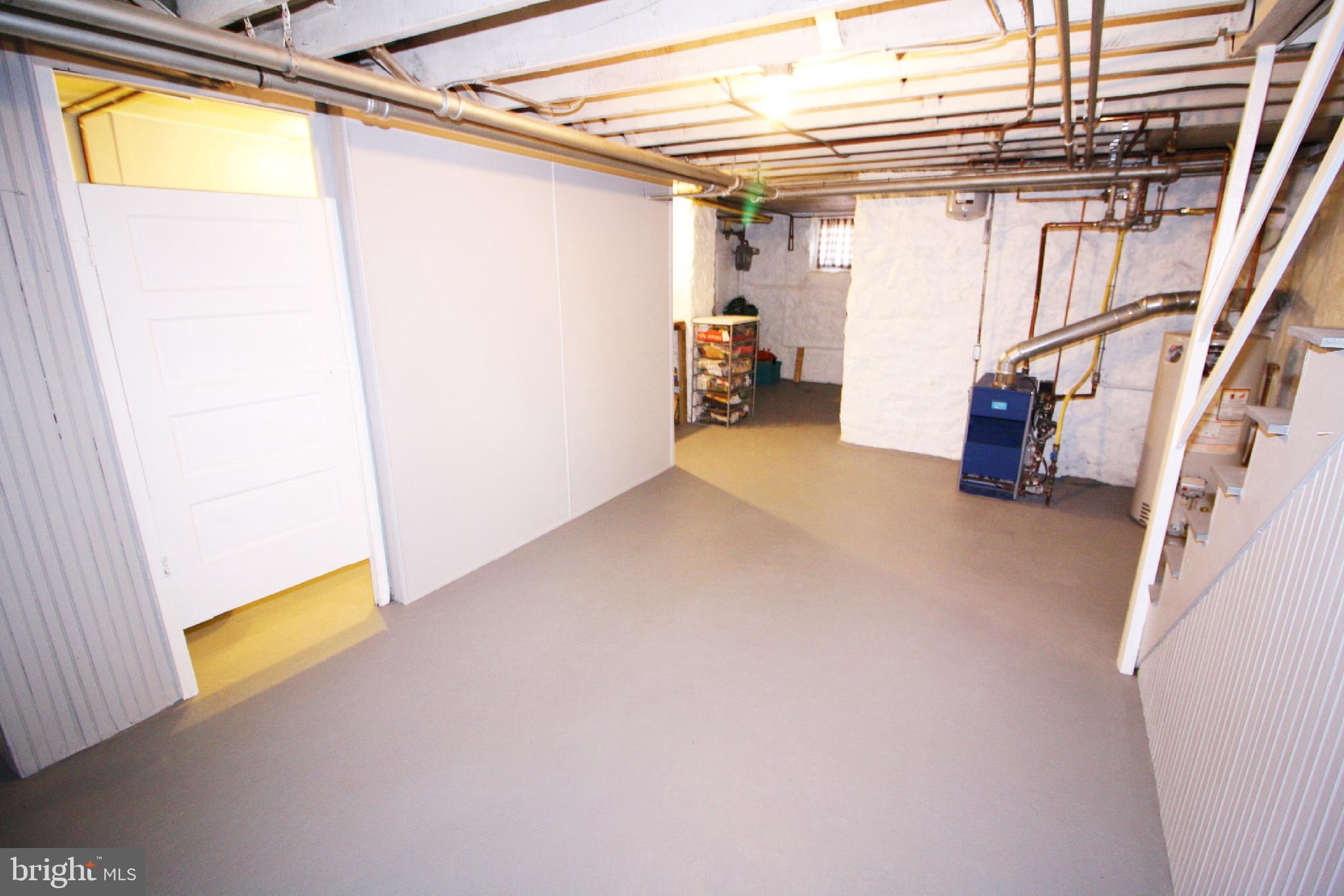 3604 Elkader Road Baltimore, MD 21218 - Photo 27 of 33 Basement Living Area