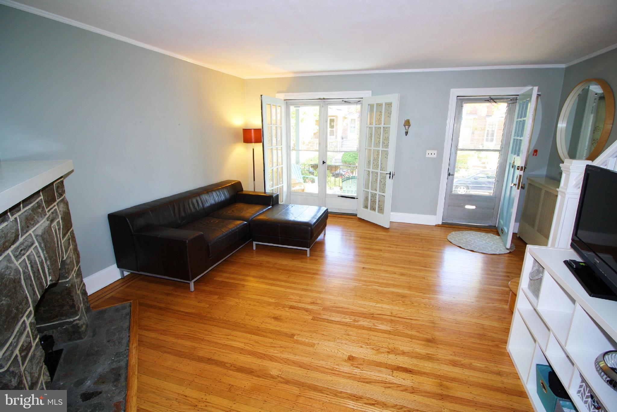 3604 Elkader Road Baltimore, MD 21218 - Photo 9 of 33