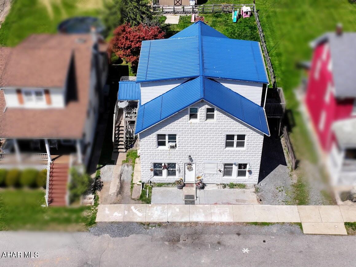 806 Spring Street Saxton, PA 16678 - Photo 3 of 39
