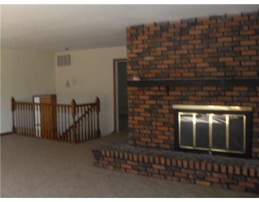 52350 Filbert Road Granger, IN 46530 - Photo 4 of 13 Gallery Image 4