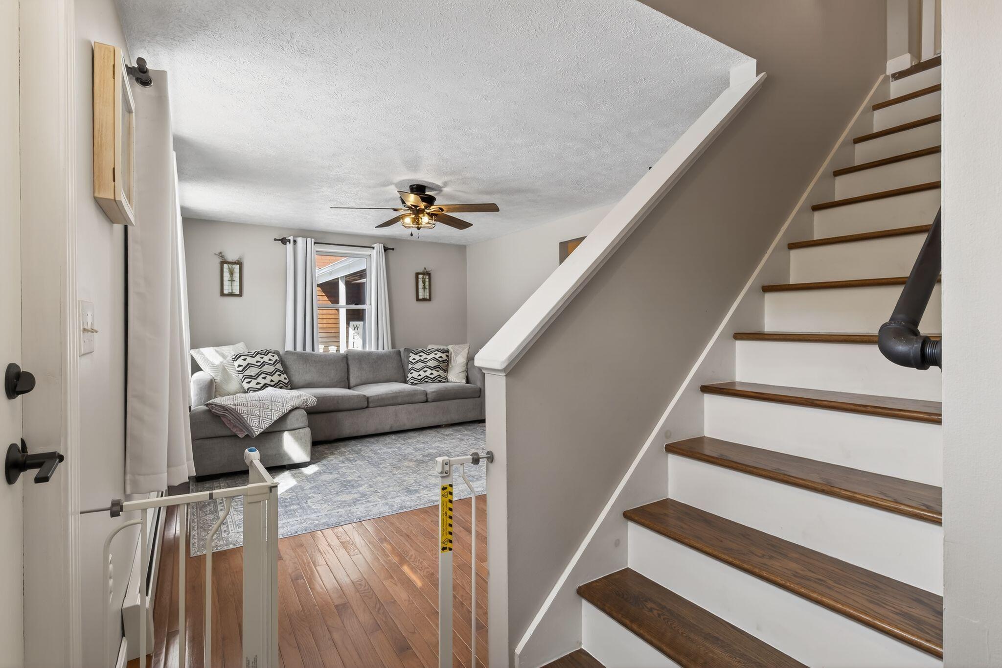 10 Deerfield Circle Standish, ME 04084 - Photo 21 of 38 10_Deerfield_Cir_059