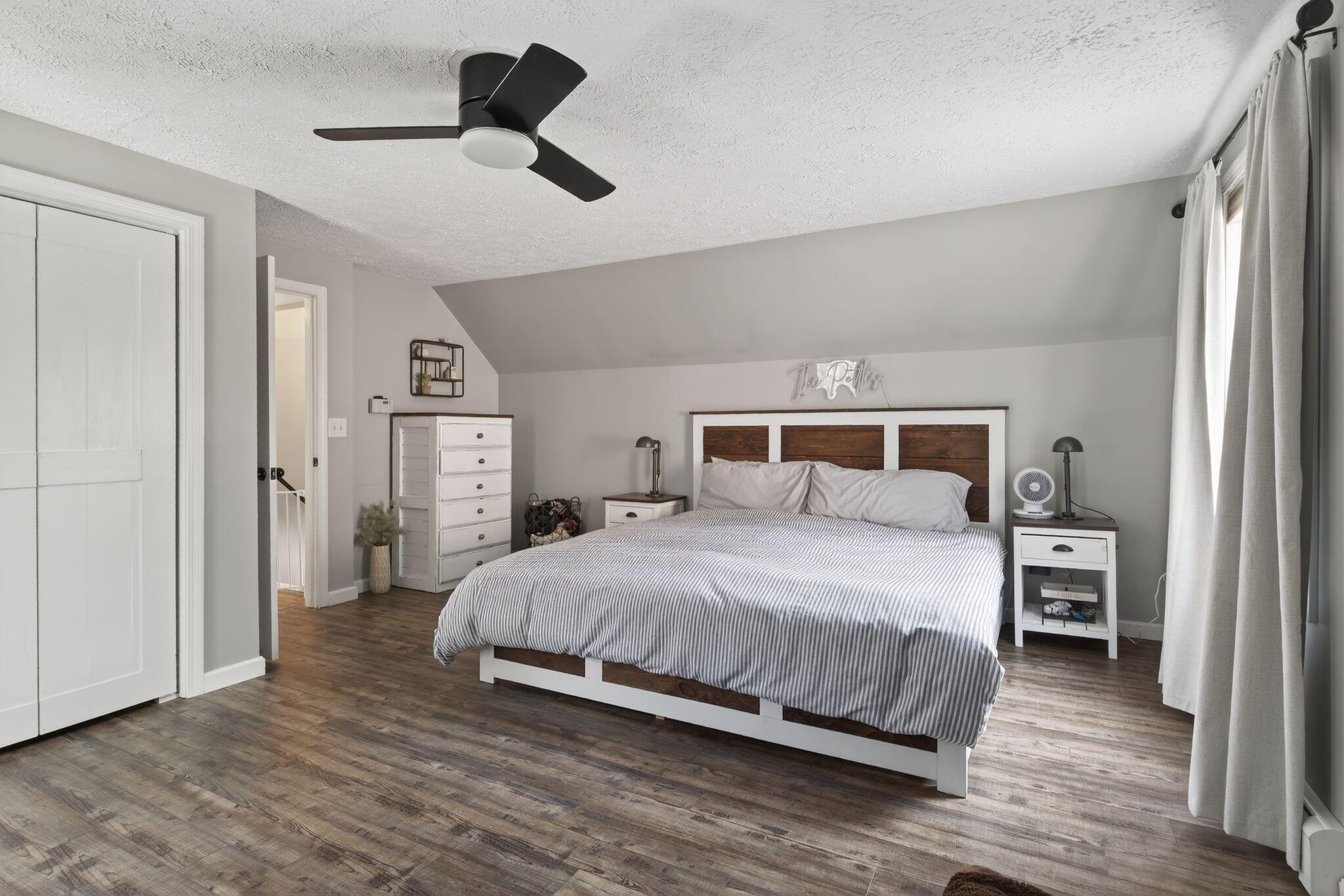 10 Deerfield Circle Standish, ME 04084 - Photo 24 of 38 10_Deerfield_Cir_068