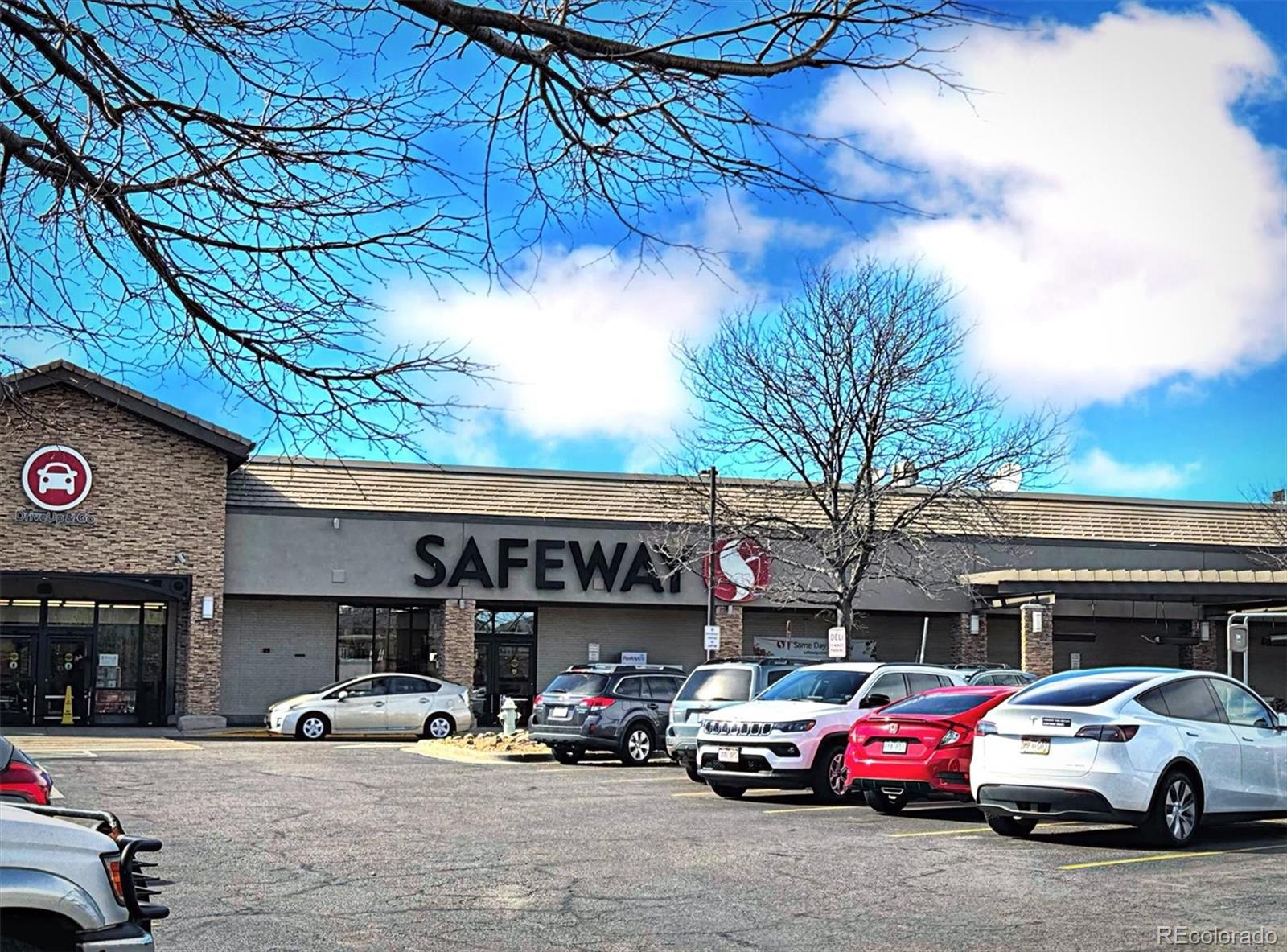2707 Valmont Road, Unit 312D Boulder, CO 80304 - Photo 36 of 48 a view of a cars parked in front of a building