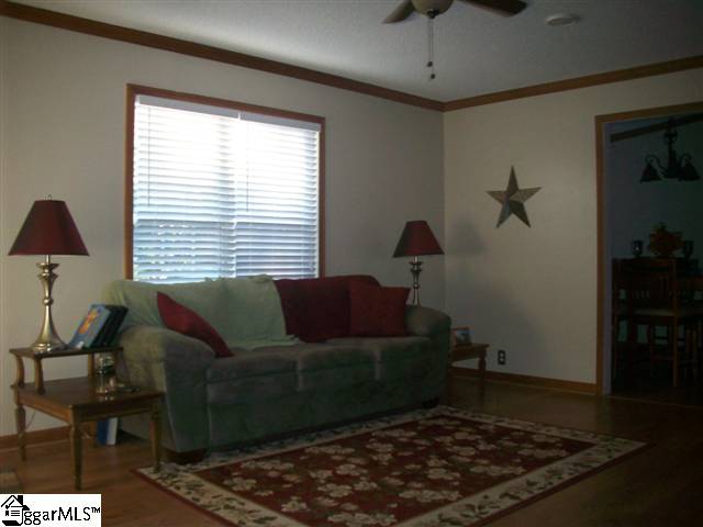 1194 Old Pelzer Road Piedmont, SC 29673 - Photo 2 of 15 Gallery Image 2
