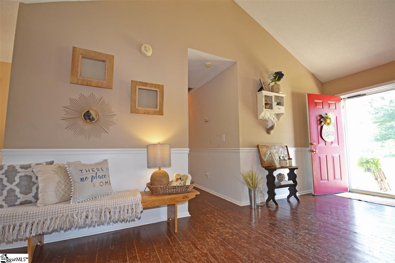 103 Charlie Way Fountain Inn, SC 29644 - Photo 5 of 25 Gallery Image 5