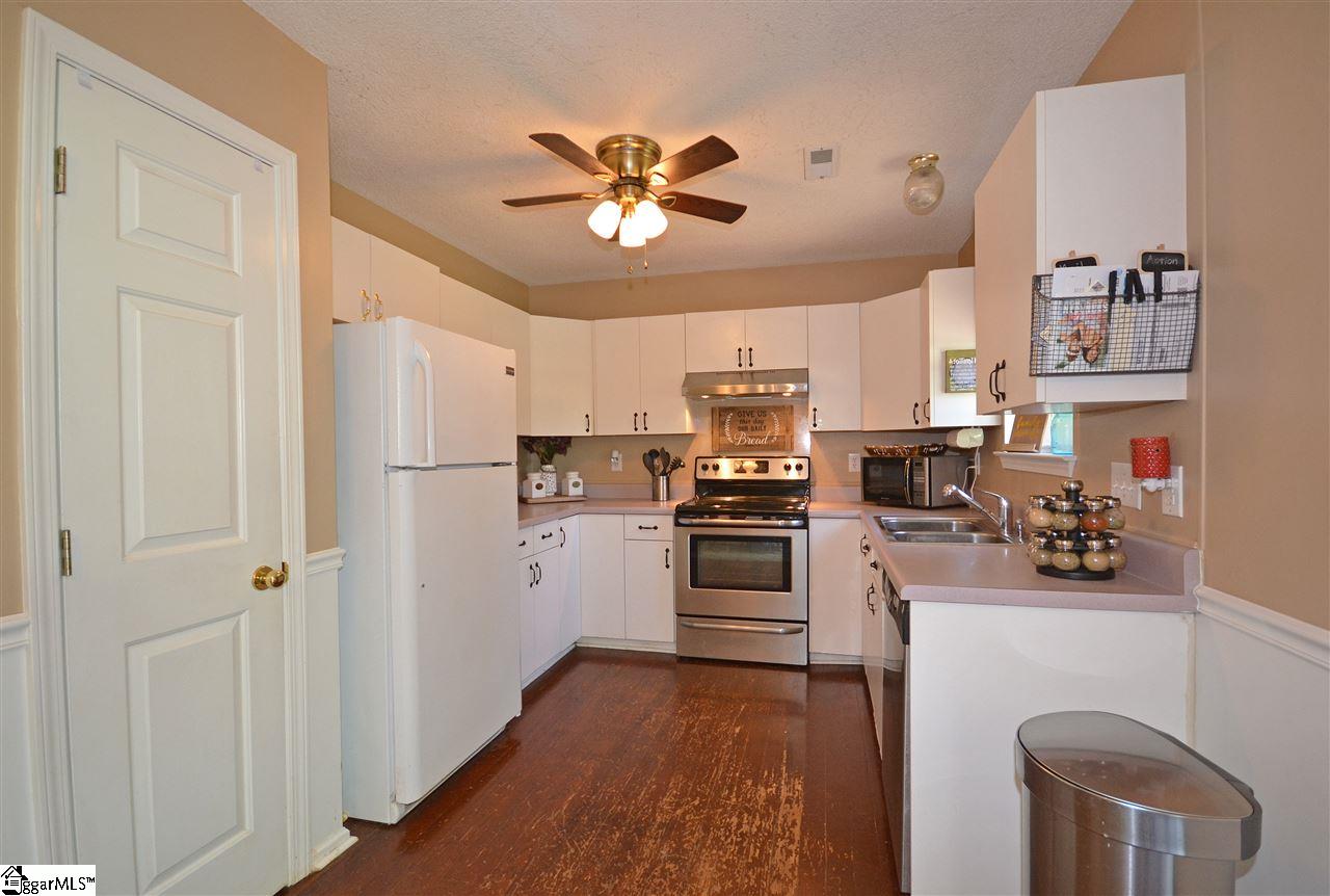 103 Charlie Way Fountain Inn, SC 29644 - Photo 7 of 25 Gallery Image 7