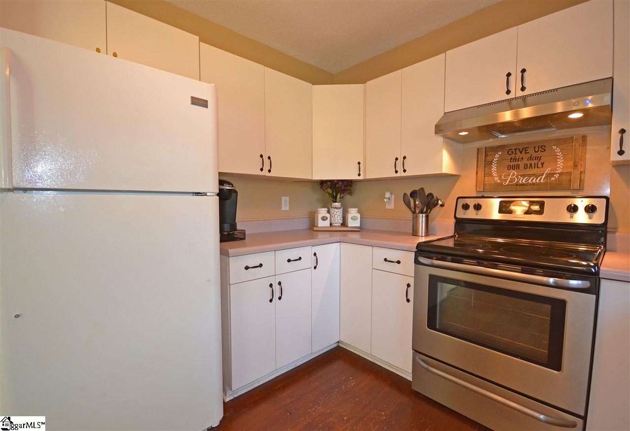 103 Charlie Way Fountain Inn, SC 29644 - Photo 10 of 25 Gallery Image 10